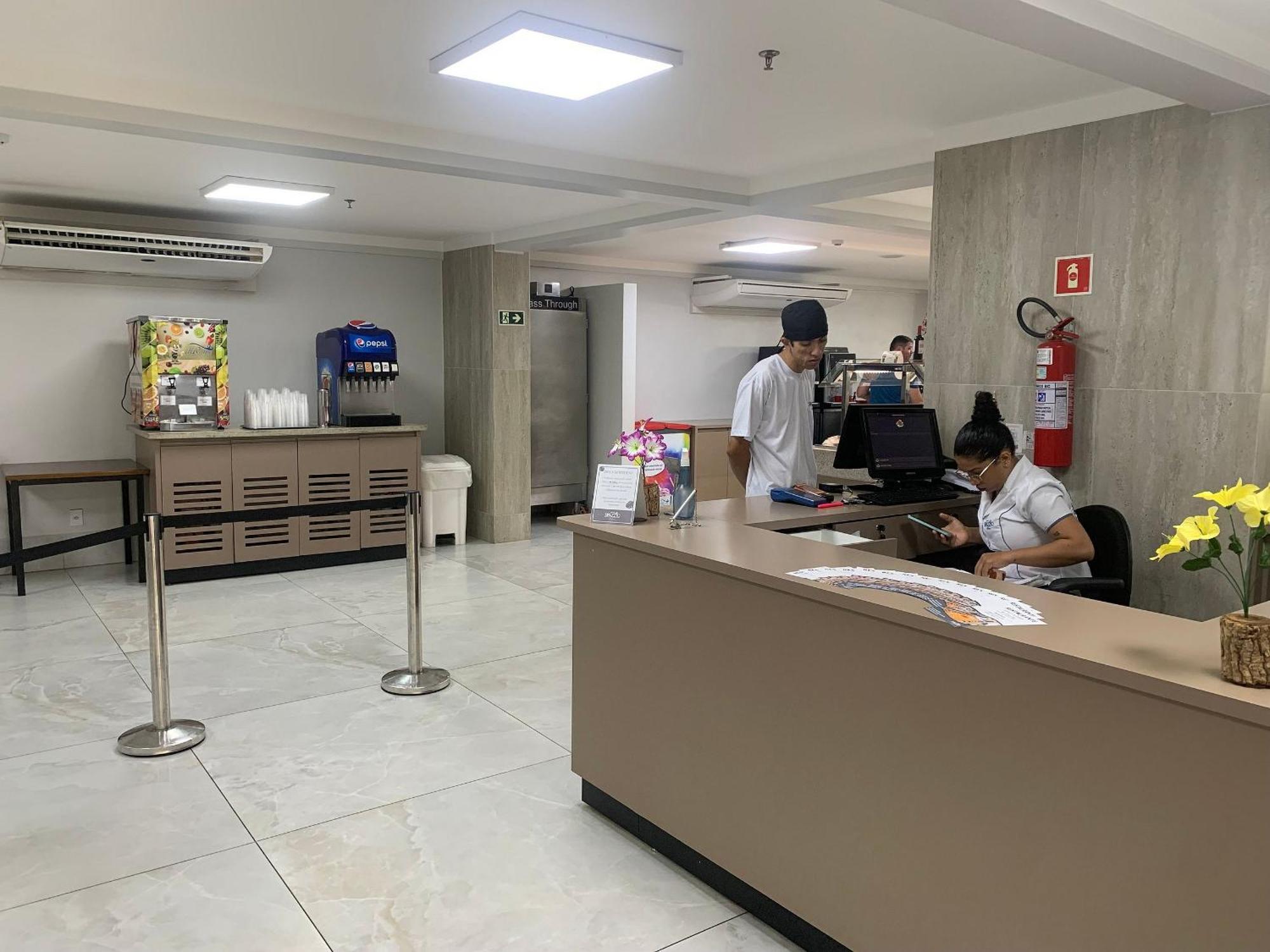 Hotel Spazzio Diroma Cafe Da Manha E Acesso Ao Acqua Park Caldas Novas Dış mekan fotoğraf