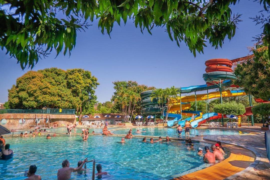 Hotel Spazzio Diroma Cafe Da Manha E Acesso Ao Acqua Park Caldas Novas Dış mekan fotoğraf